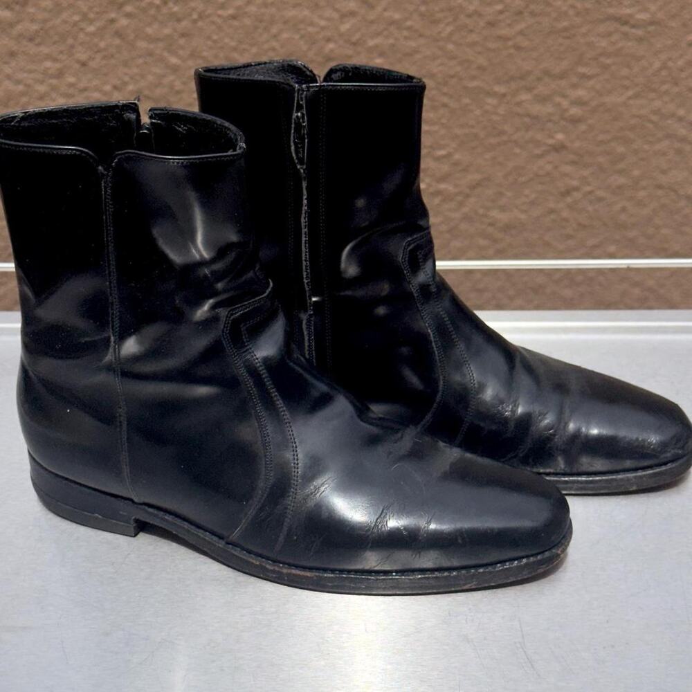 The Florsheim Shoe Black Leather Zip Up Boots - Size 8.5D